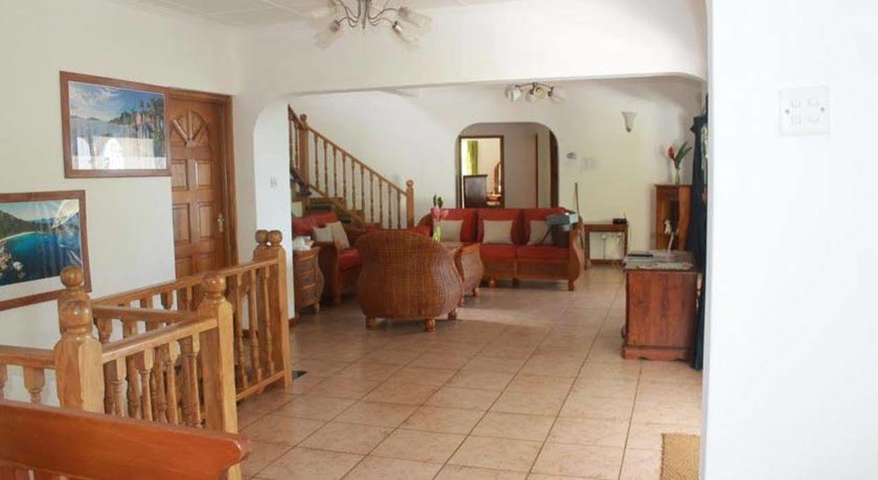 Maison Oasis Reef Estate Anse aux Pins Exterior foto